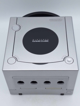 Nintendo Gamecube Spielekonsole inkl. Zubehör - Silber